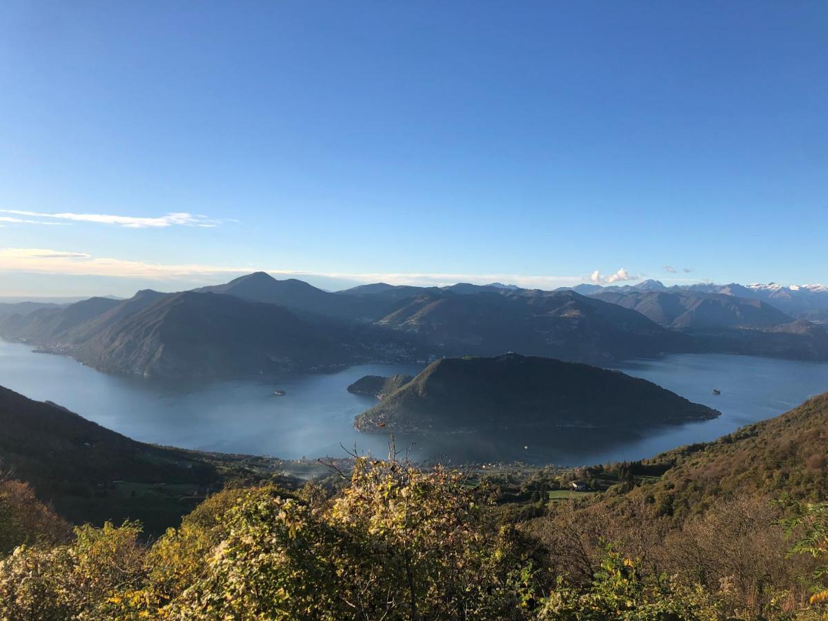 Holiday Home Punta D'Oro With Garden, Parking Place And Lake Access At 300 M Iseo Buitenkant foto